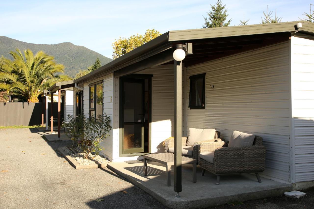 Parklands Marina Holiday Park Picton Exterior photo