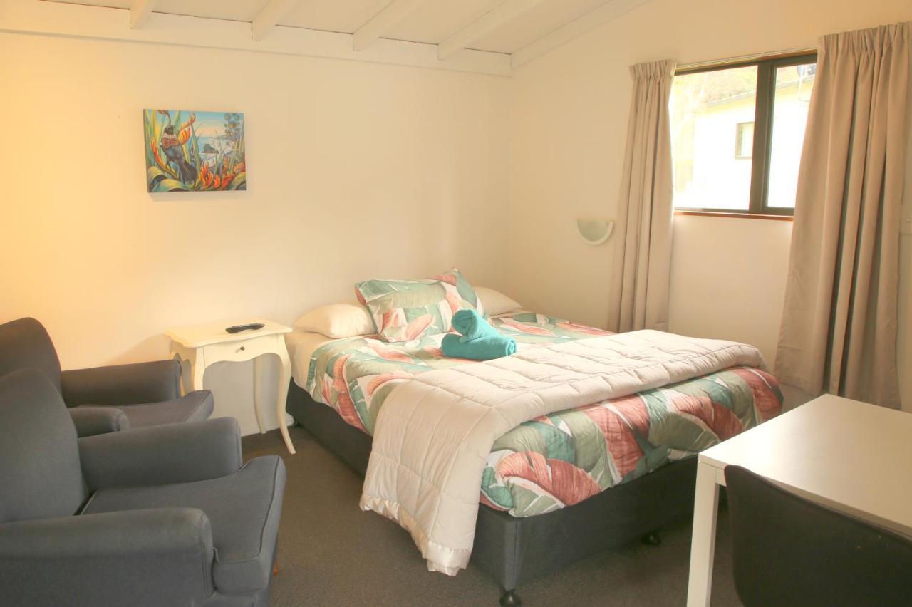 Parklands Marina Holiday Park Picton Exterior photo