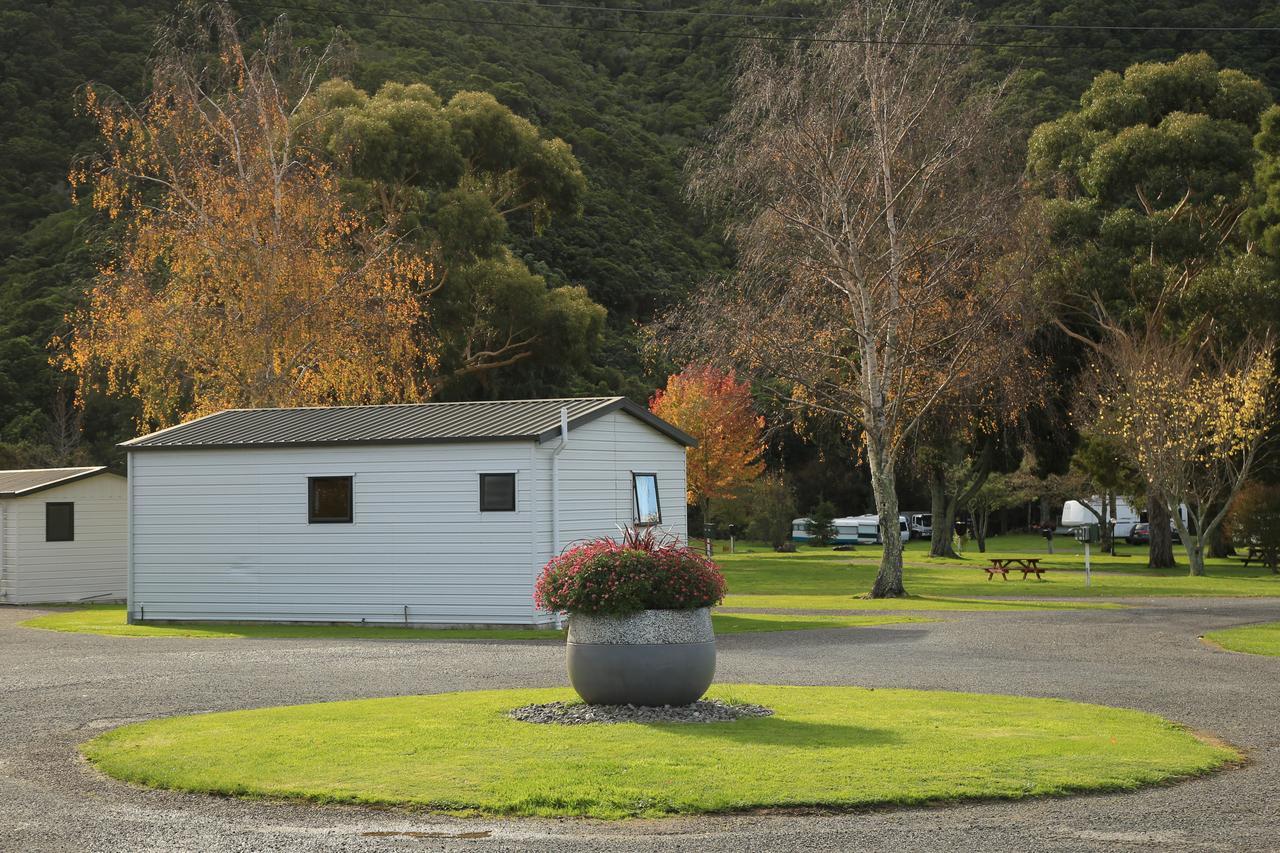 Parklands Marina Holiday Park Picton Exterior photo