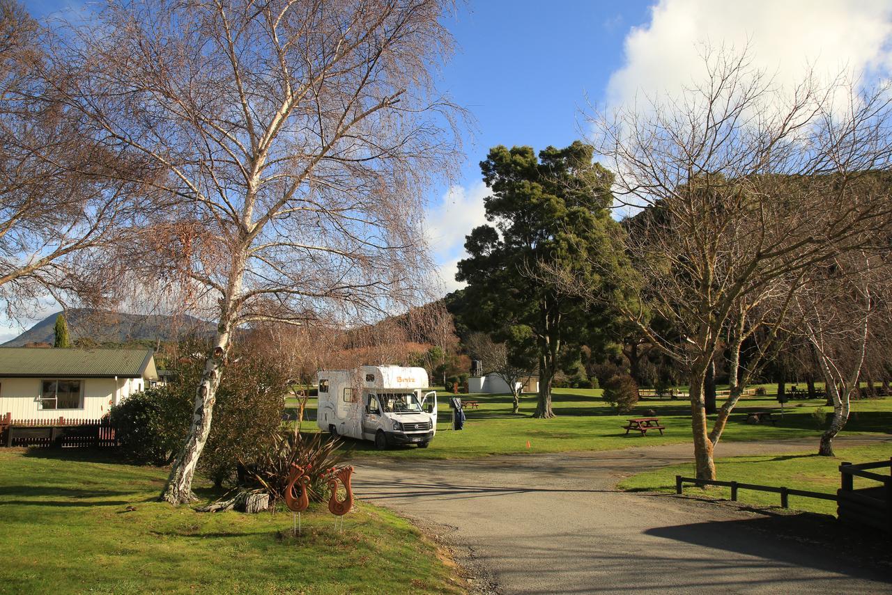Parklands Marina Holiday Park Picton Exterior photo